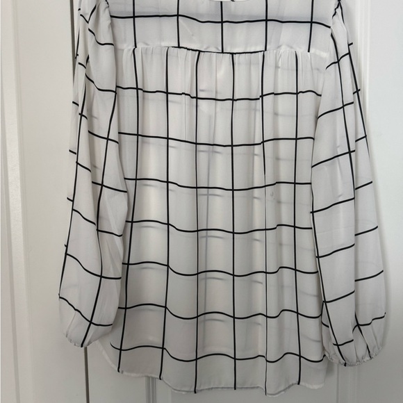 Loft Women's White and Black Checkered Top - Picture 2 of 4